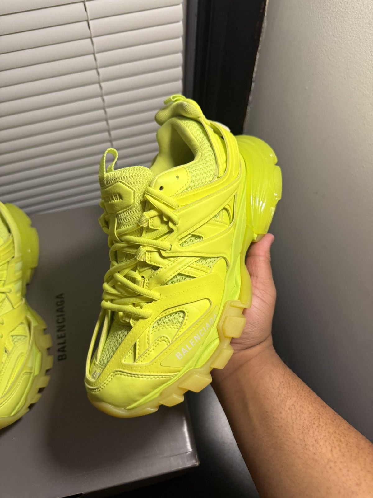 Balenciaga Balenciaga Track Neon Yellow Low Top Sneaker 7 US / 40 EU Size US 7 / EU 40 - 4 Thumbnail