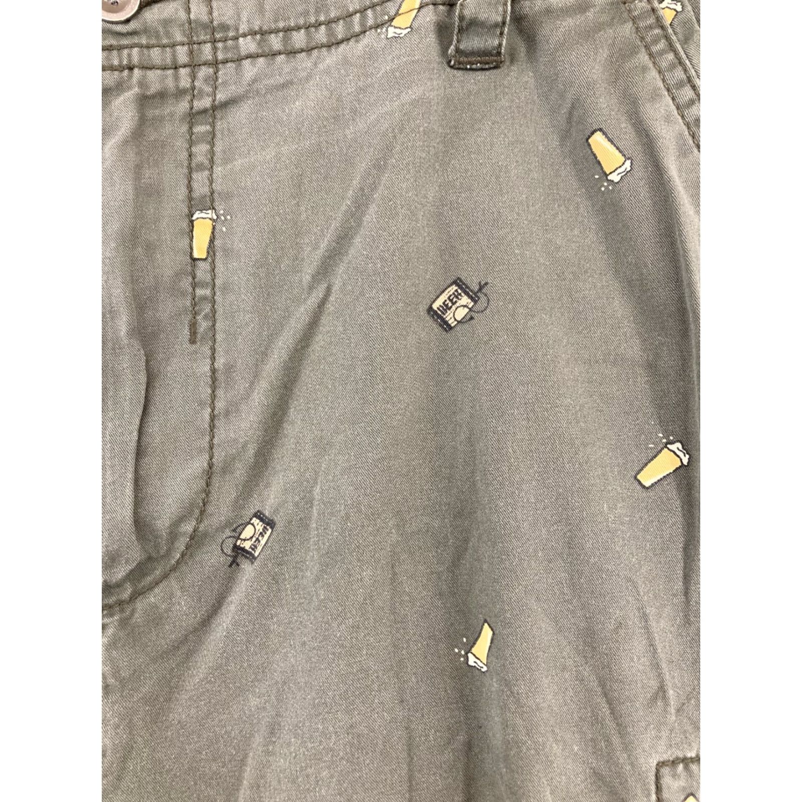 Vintage G.H. Bass & Co. Green Cargo Shorts Mens 40 Graphic Print Beer Party Outdoor Size US 40 / EU 56 - 7 Thumbnail