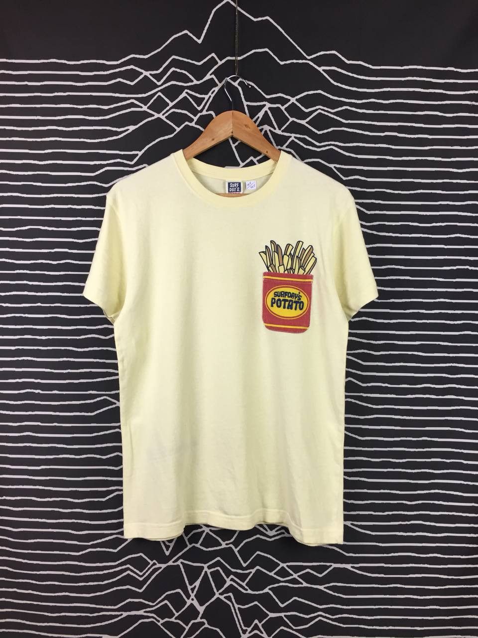 image of Surf Style x Vintage VTG Surf Day's Hawaiian Lunch Aloha Drive In Surf Tee in Yellow (Size Medium)