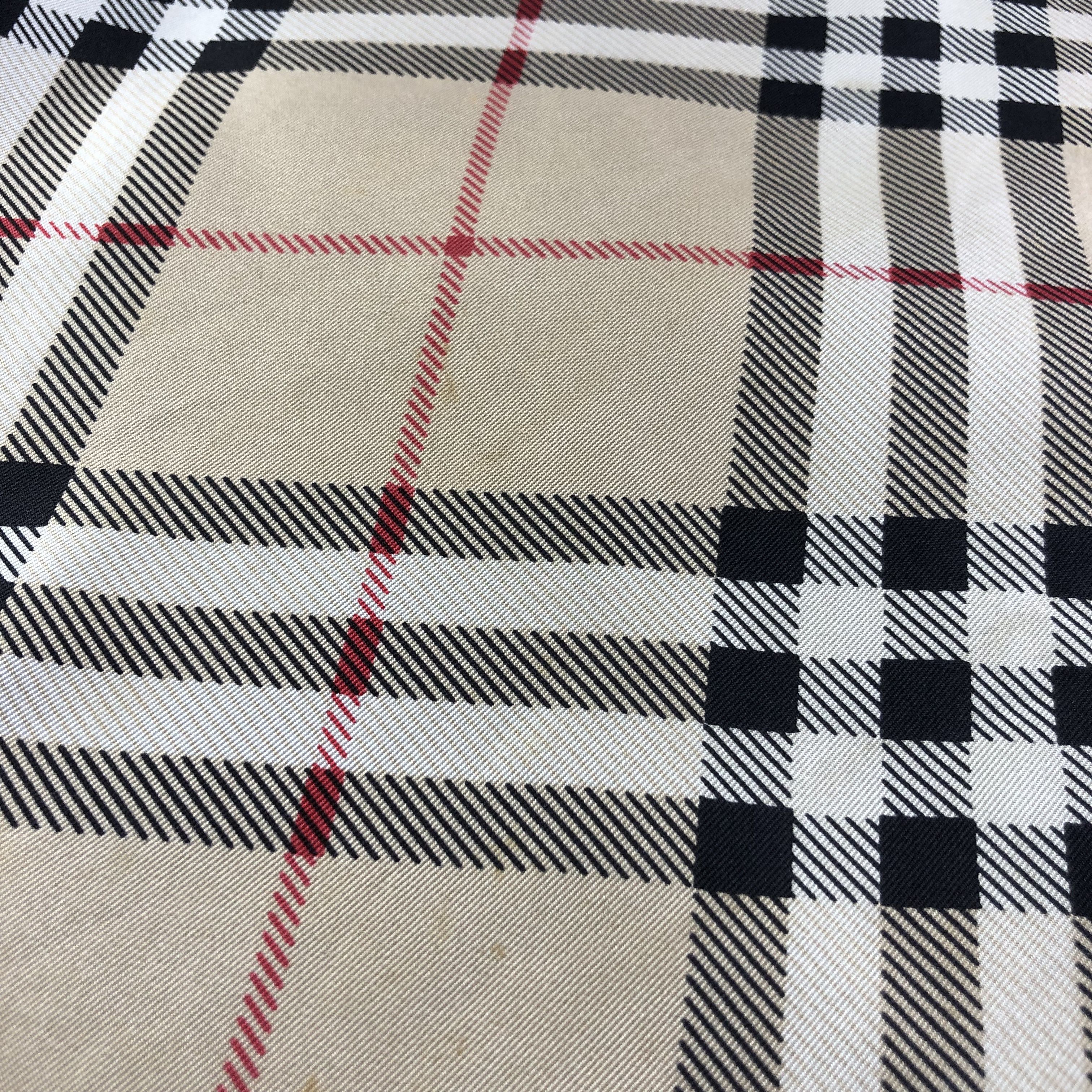 Burberry Burberrys Luxury Hand Rolled Nova Check Silk Scarf M945 Size ONE SIZE - 14 Thumbnail