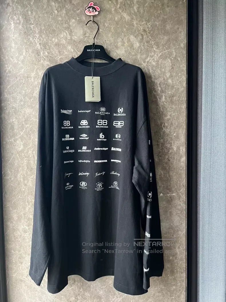 Balenciaga Balenciaga Full logo printed long-sleeve 1 Size US S / EU 44-46 / 1 - 1 Thumbnail