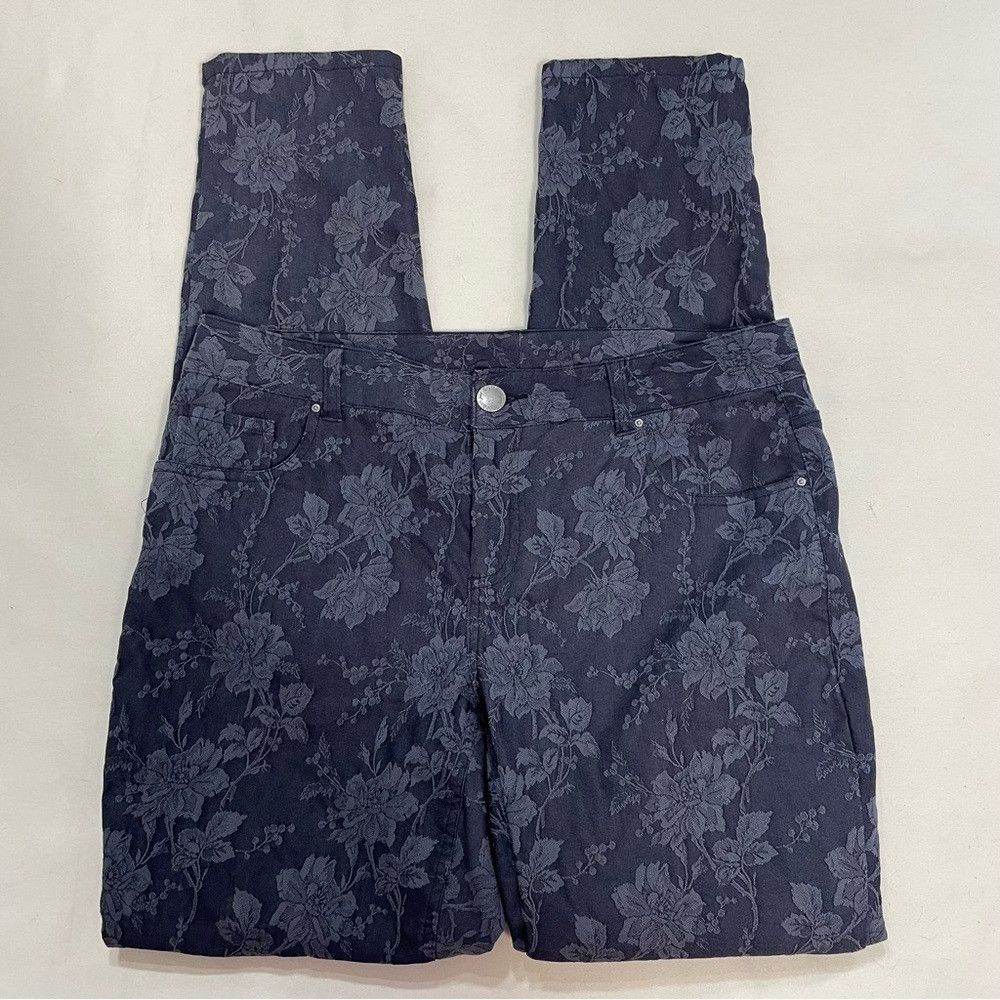 Other Style & Co Blue Denim Floral Pattern Crop Jeans Size 8 Size 30" / US 8 / IT 44 - 2 Thumbnail