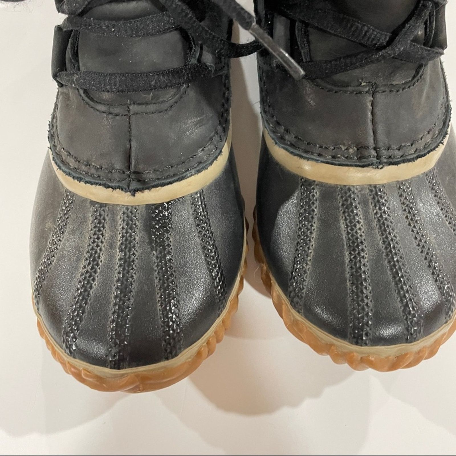 SOREL Sorel Out N About Black Leather Lace Up Ankle Duck Boots Size US 7 / IT 37 - 11 Thumbnail