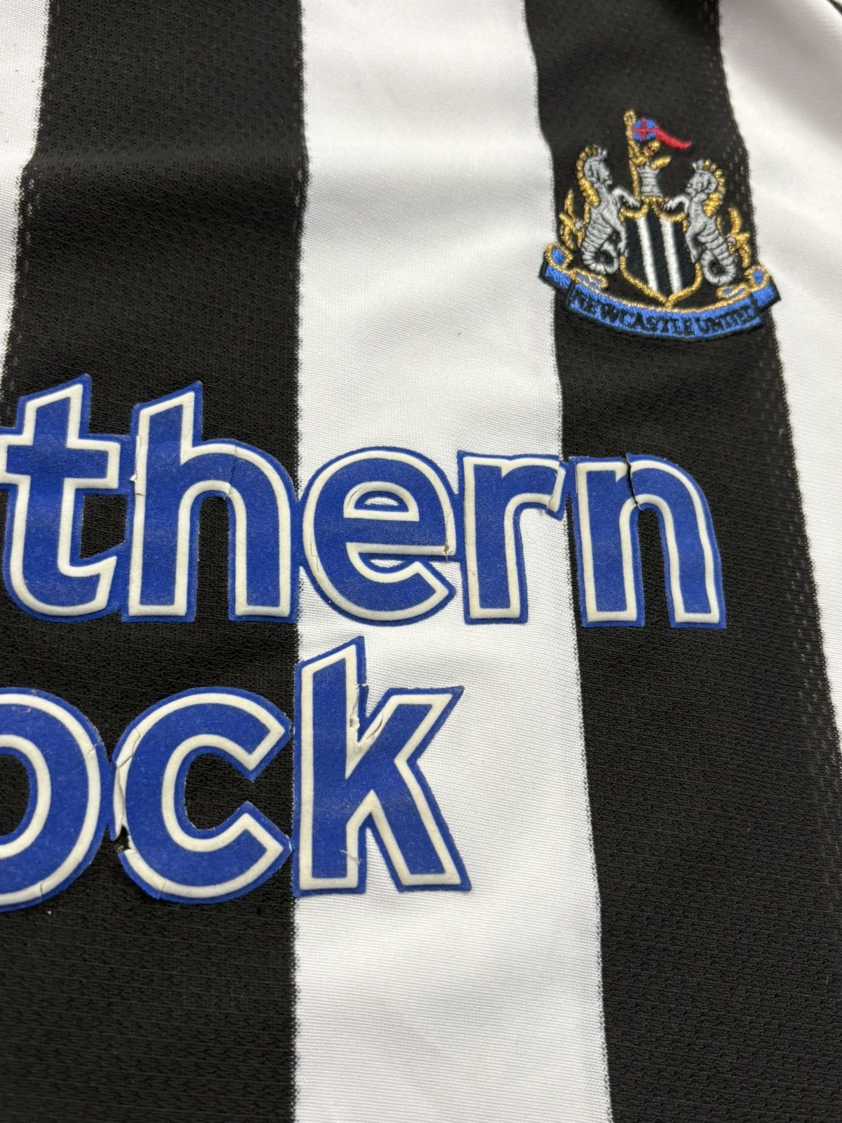 Adidas Newcastle United 03/05 Football Jersey retro premier League Size US M / EU 48-50 / 2 - 9 Thumbnail