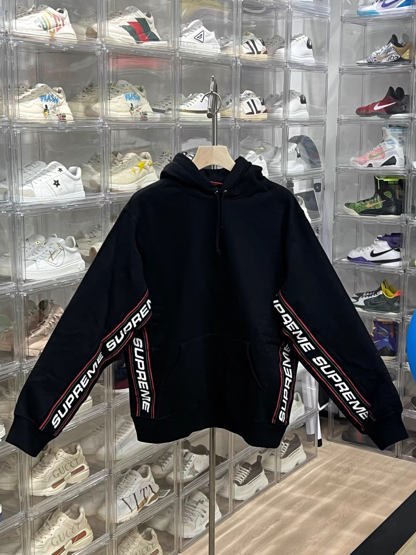 Supreme SUPREME Hooded Sweatshirt K15 Size US L / EU 52-54 / 3 - 1 Thumbnail