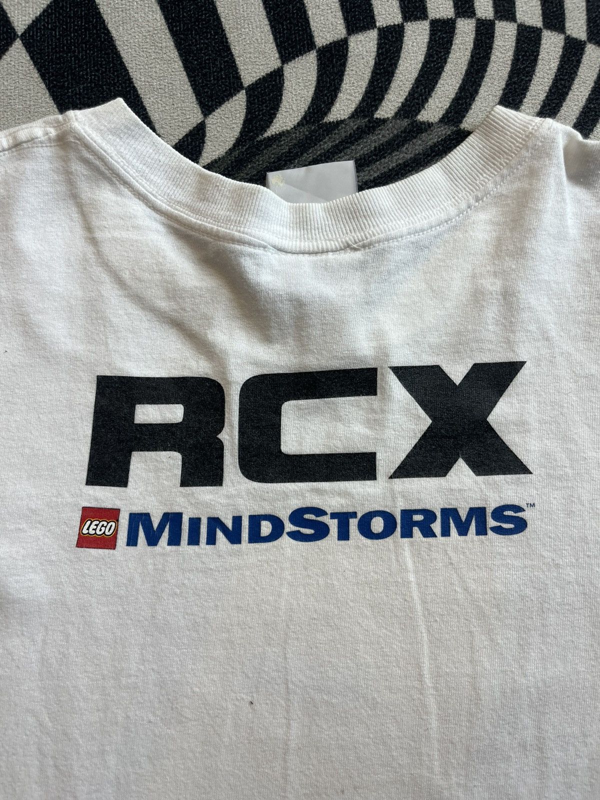 LEGO Vintage LEGO Mindstorms RCX (brick) 90’s Tshirt Size US L / EU 52-54 / 3 - 10 Thumbnail
