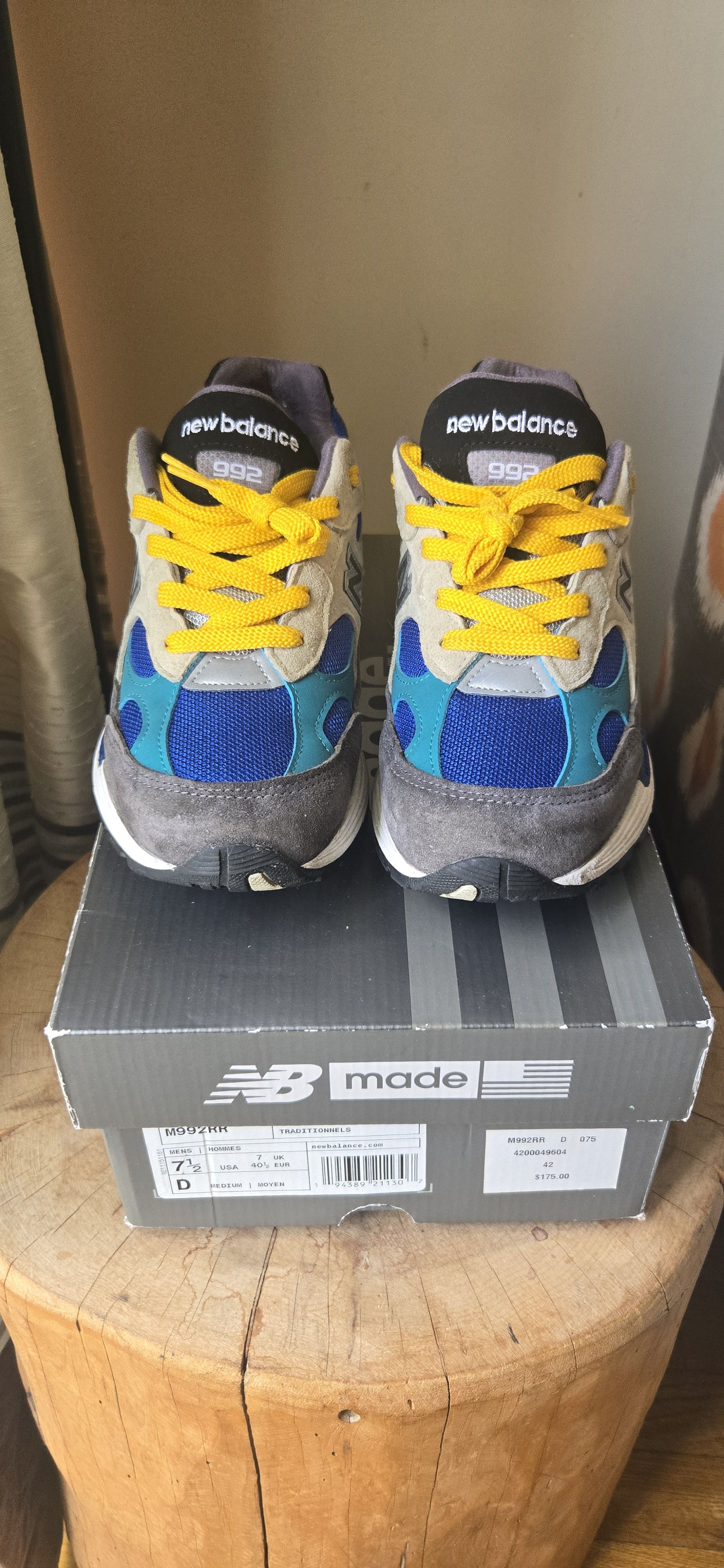 New Balance New Balance 992 Colorblock Size US 7.5 / EU 40-41 - 1 Thumbnail