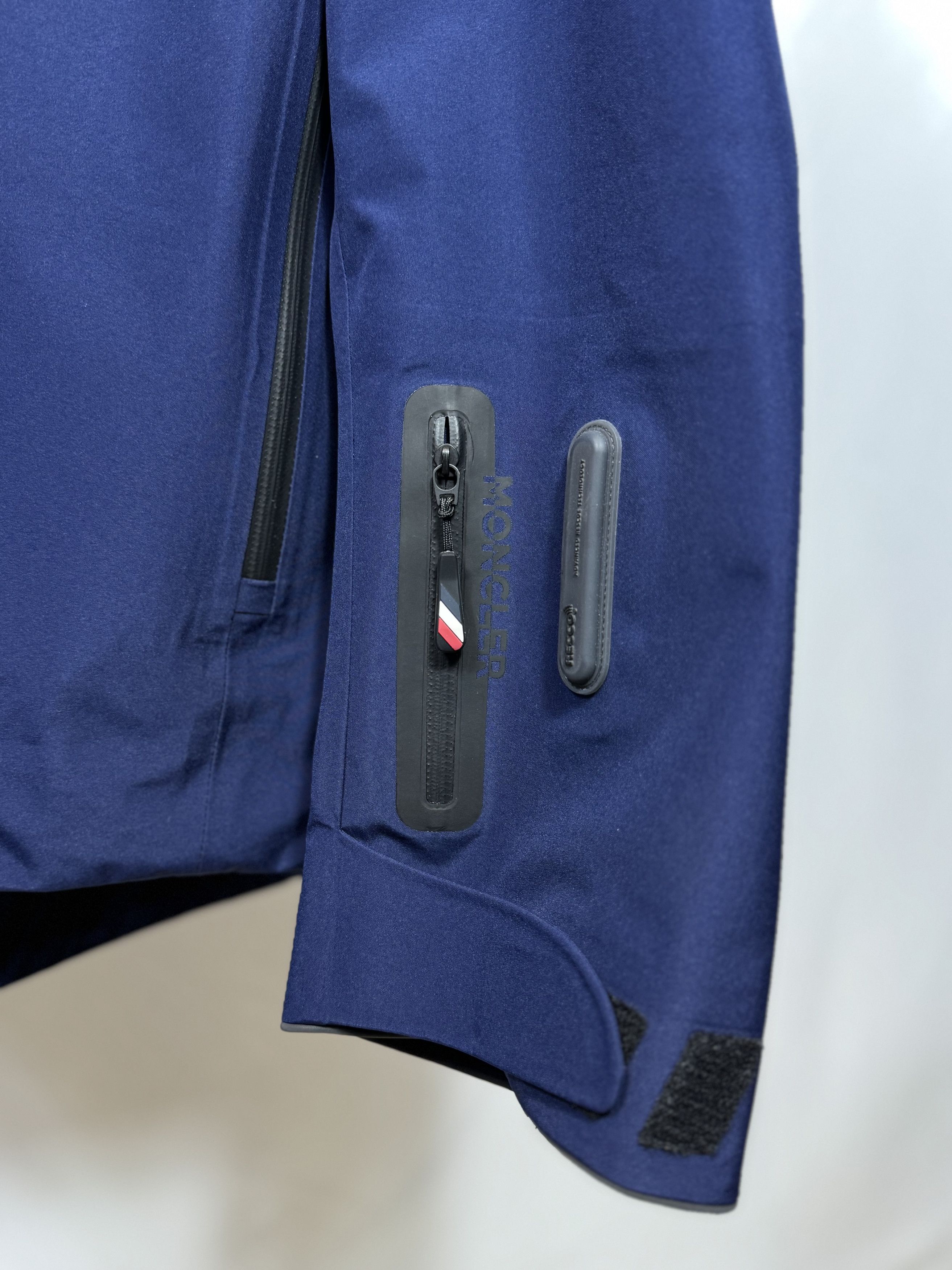 Moncler Moncler Grenoble Hinterburg Gore-Tex Ski Jacket Size US XXL / EU 58 / 5 - 3 Thumbnail