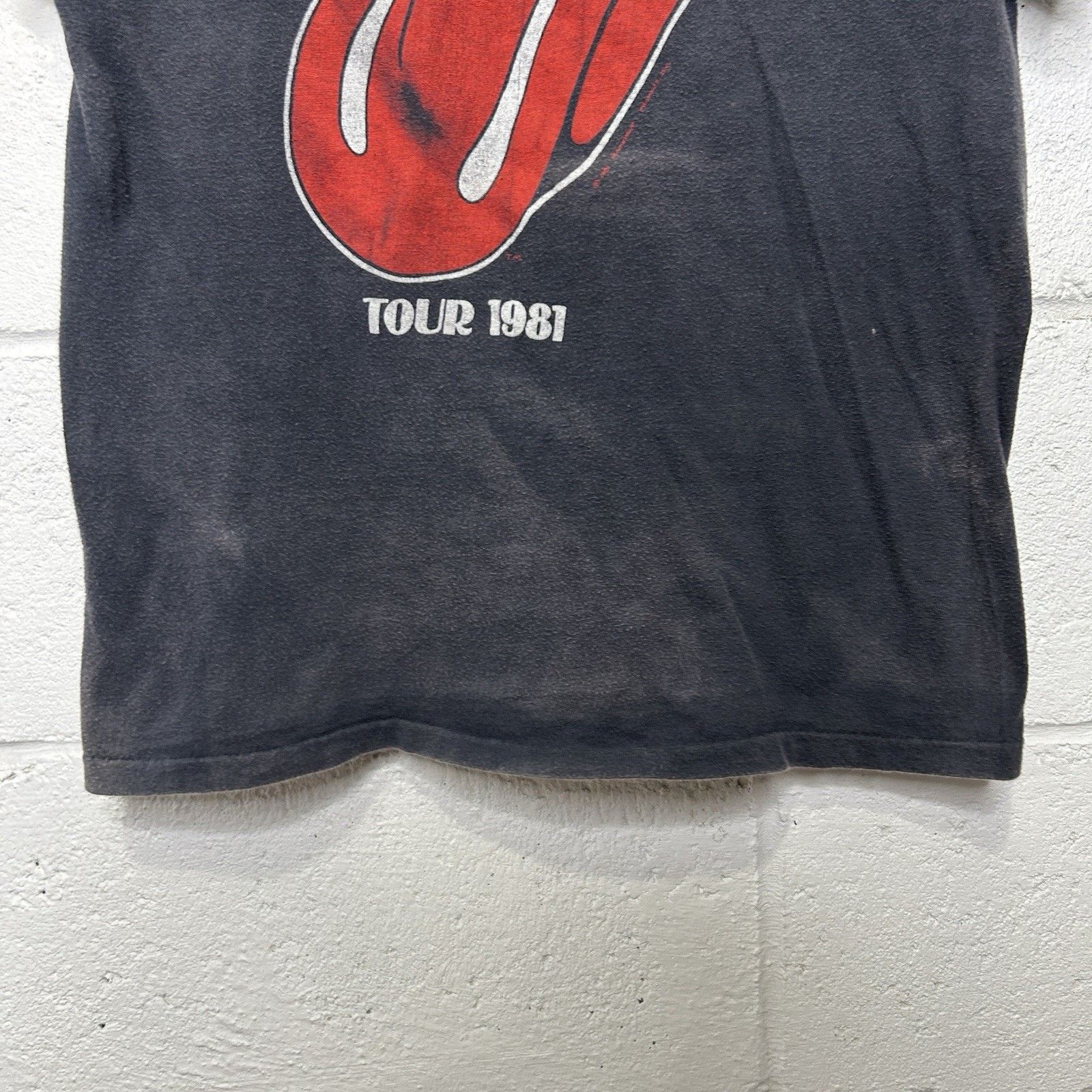 The Rolling Stones Vintage 1981 The Rolling Stones Tongue Tour Shirt By Hanes Size US S / EU 44-46 / 1 - 4 Thumbnail