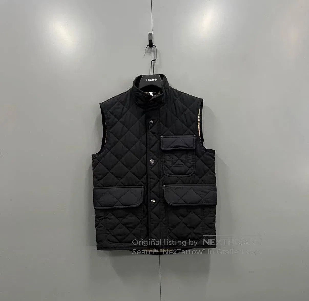Burberry Black Quilted Sleeveless Vest. Size US S / EU 44-46 / 1 - 1 Thumbnail