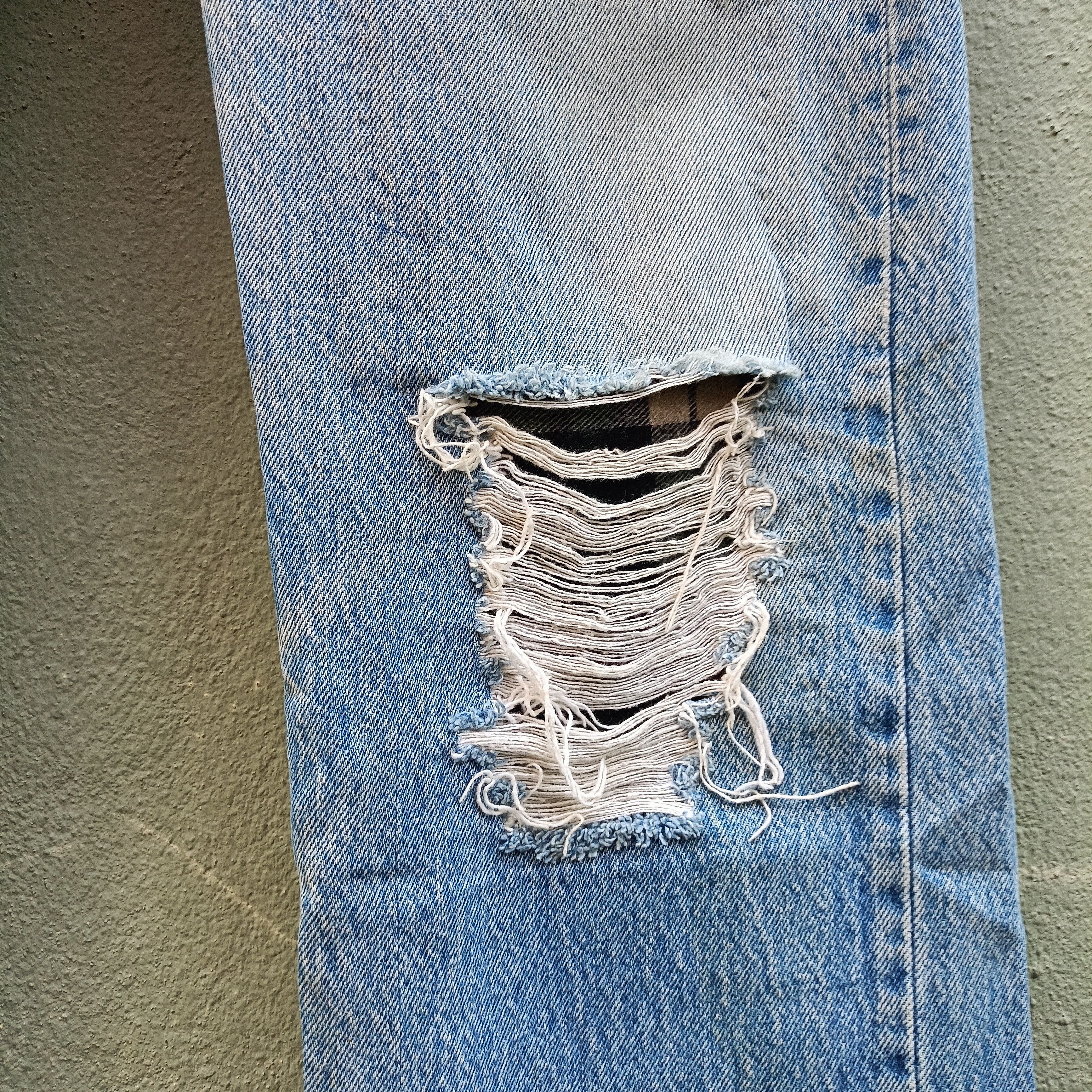 Levi's Vintage Clothing Levi's 501 Distressed jeans Vintage Usa Size US 33 - 5 Thumbnail