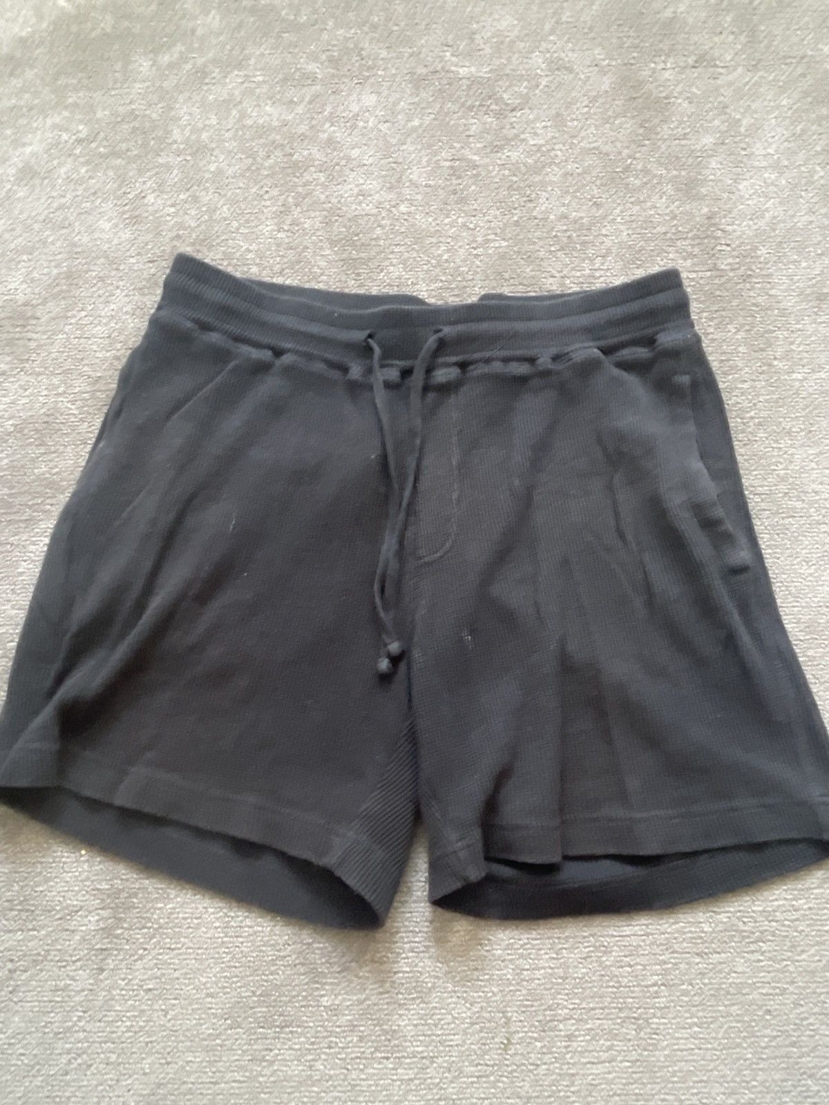 Cotton On Cotton On Garments Black Shorts Size US 34 / EU 50 - 1 Thumbnail