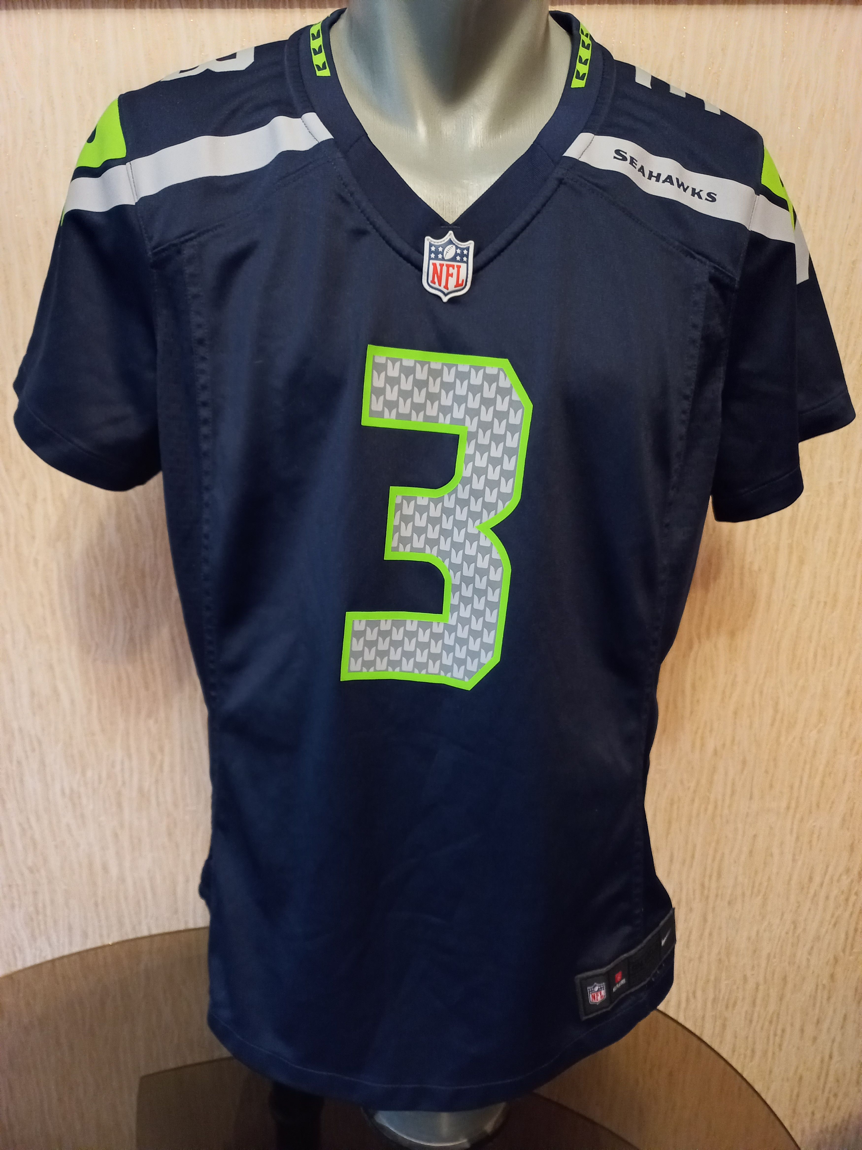 Nike Seattle Seahawks Russell Wilson #3 women's ladies jersey Size XL / US 12-14 / IT 48-50 - 1 Thumbnail
