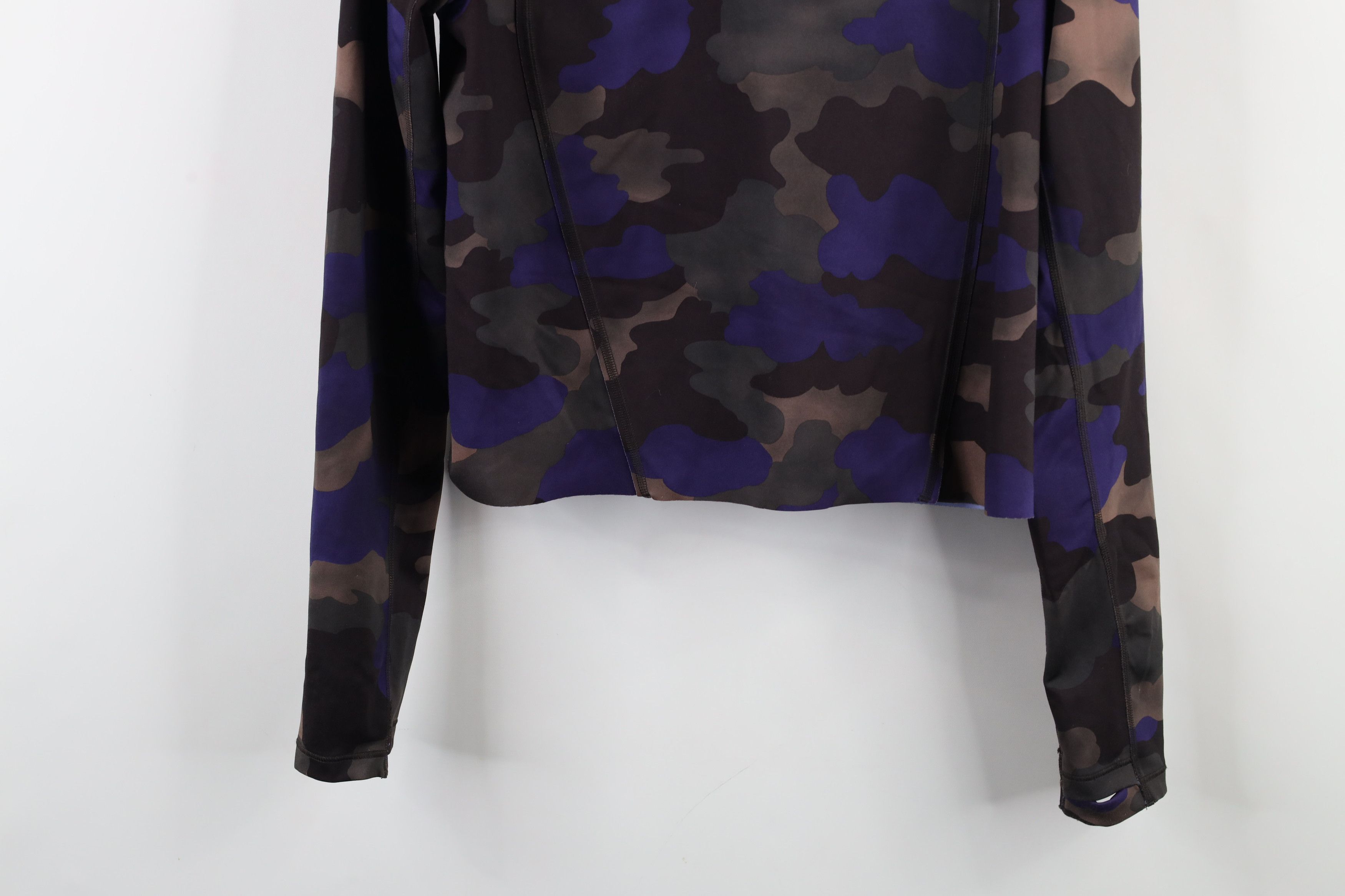 Athleta × Vintage Athleta The Pinnacle Crop Cropped Hoodie Yoga Gym Size XS / US 0-2 / IT 36-38 - 3 Thumbnail