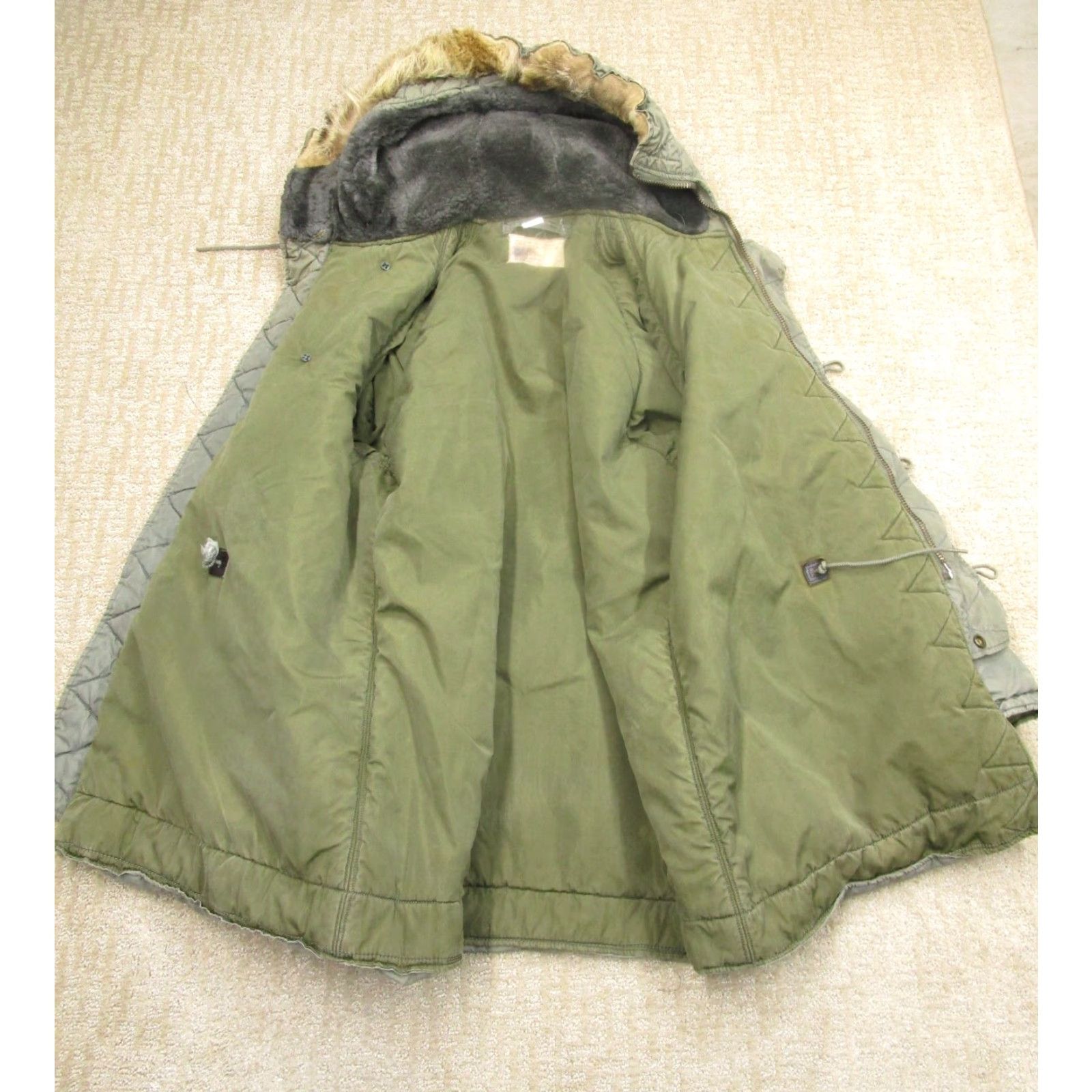 Vintage VINTAGE USAF Parka Coat Men M Green NF-3B Vietnam Military Fur Hood Winter Outdoor Army USA 60s 70s Size US M / EU 48-50 / 2 - 4 Thumbnail