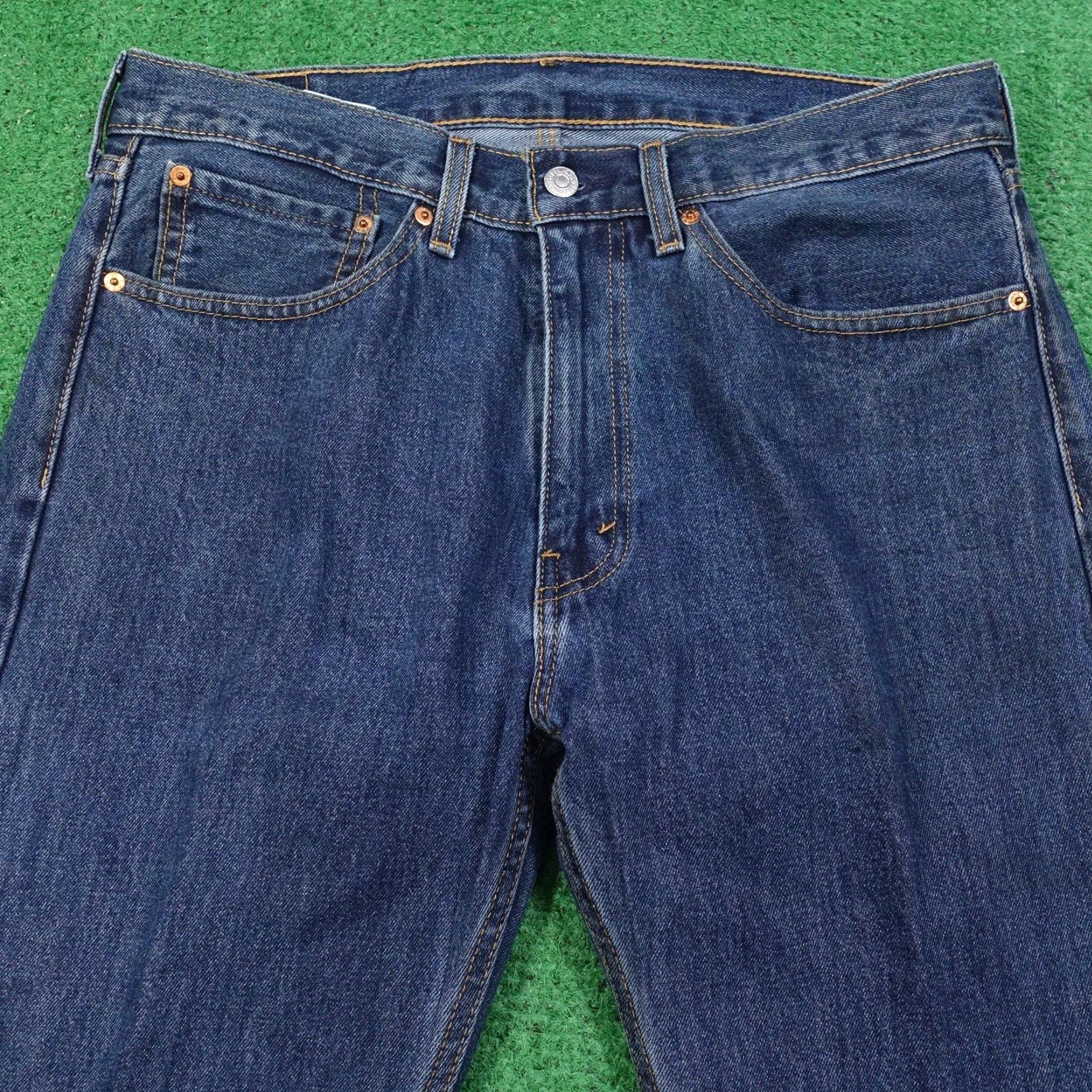 Levi's VINTAGE Levi's 505 Jeans Men 34x32 Denim Straight Leg Zip Fly Regular Fit Blue 90s Mens Size US 34 / EU 50 - 2 Thumbnail