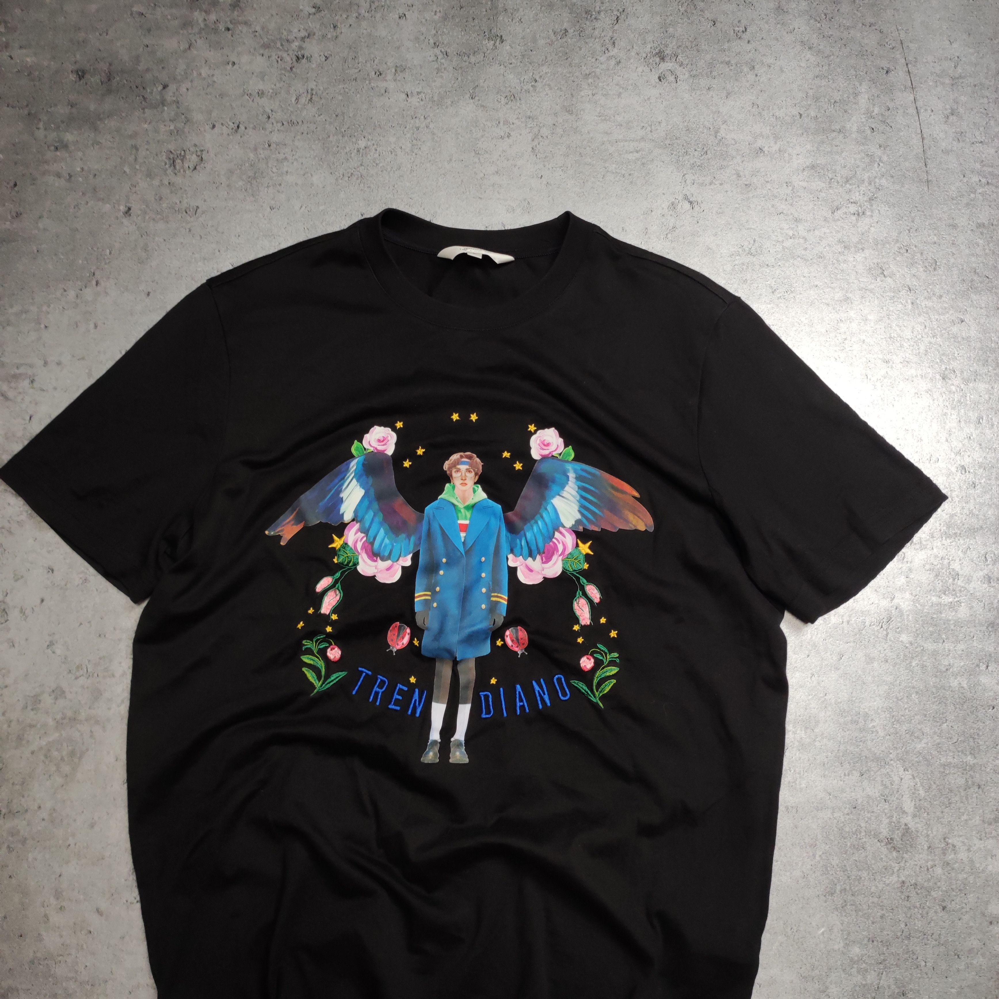 Japanese Brand × Trendiano RARE Japanese Brand Trendiano Stars Black Logo Tee Size US L / EU 52-54 / 3 - 3 Thumbnail