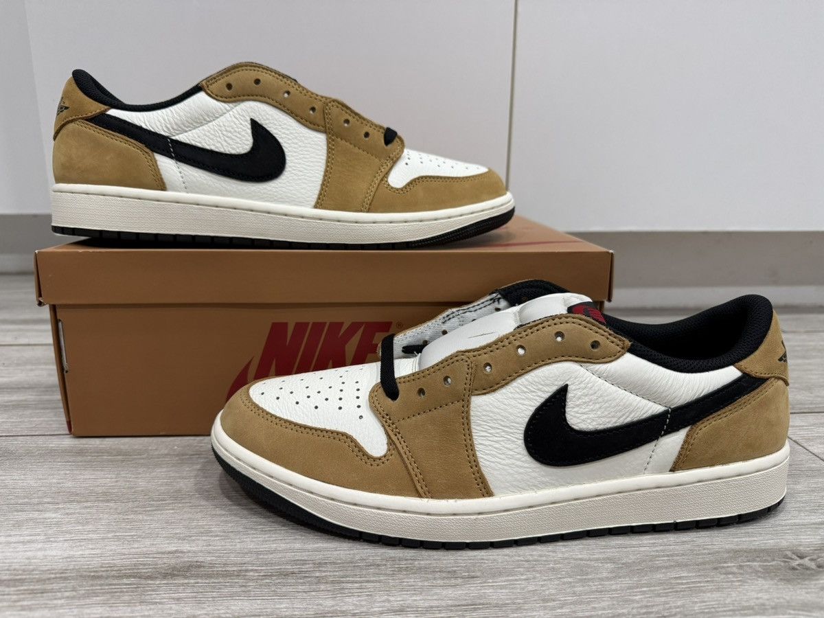 Jordan Brand Air Jordan 1 Retro Low OG Rookie of the Year Black Golden 12 Size US 12 / EU 45 - 1 Thumbnail