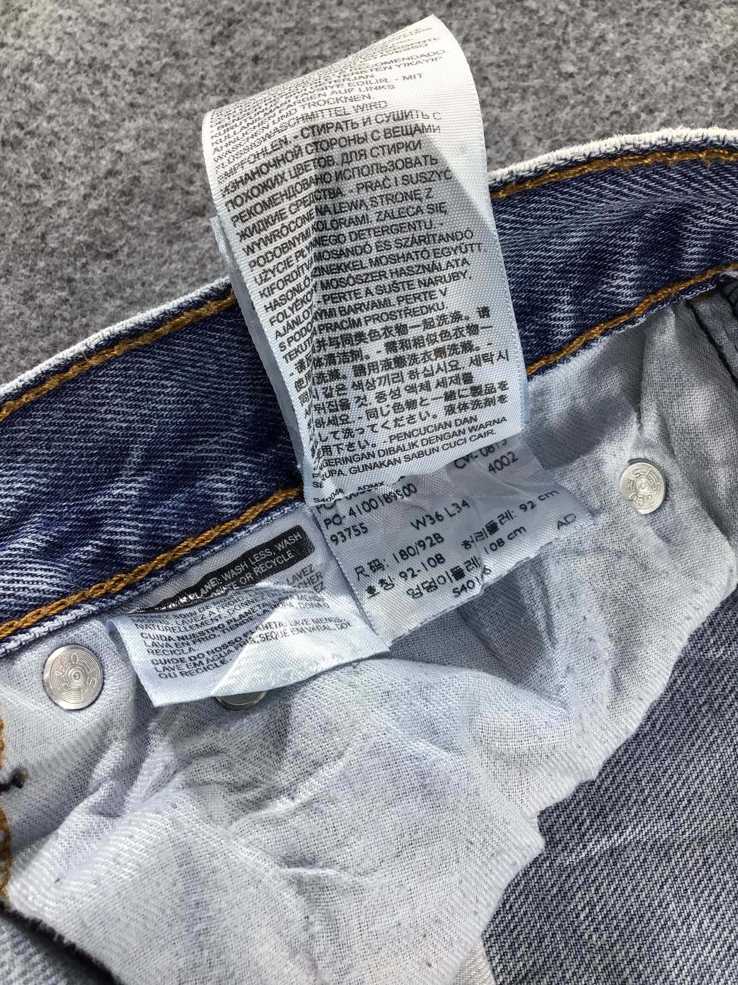 Levi's Vintage Levis 560 Jeans Faded Blue Denim -J542 Size US 36 / EU 52 - 12 Thumbnail