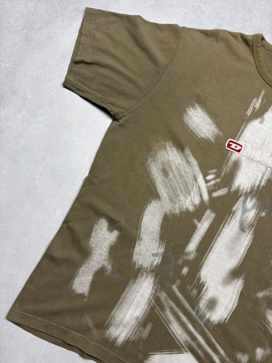 Diesel Diesel 2000s Distressed Paint-Effect Olive Tee 3D Logo XL Size US XL / EU 56 / 4 - 3 Thumbnail