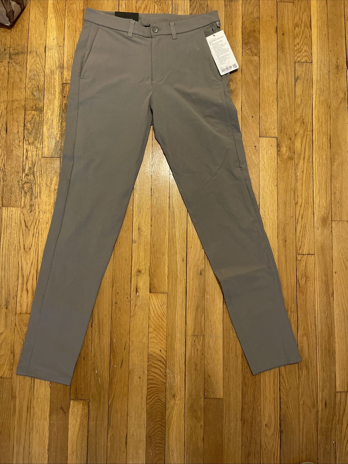 Lululemon Lululemon Commission Pant Slim 37 Length 34 Waist Size US 34 / EU 50 - 4 Thumbnail