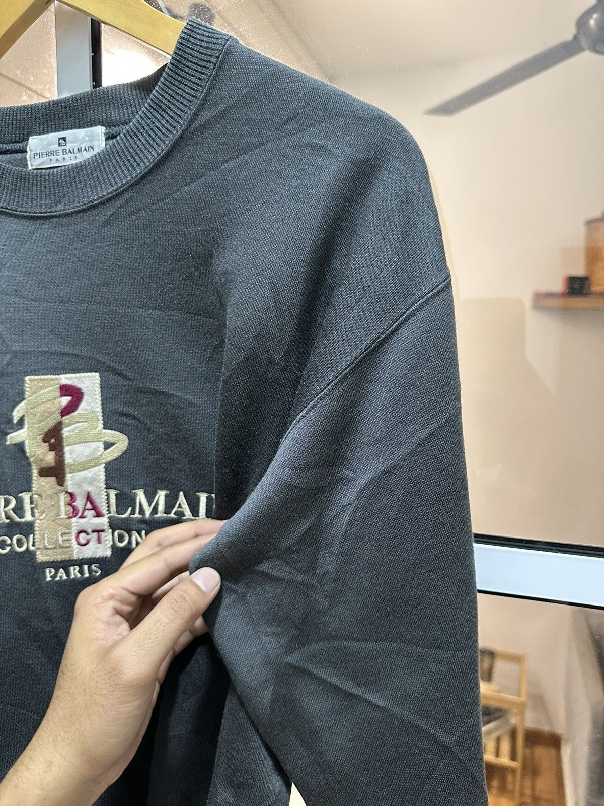 Pierre Balmain Vintage Pierre Balmain Collection Paris Sweatshirt Crewneck Size US L / EU 52-54 / 3 - 10 Thumbnail