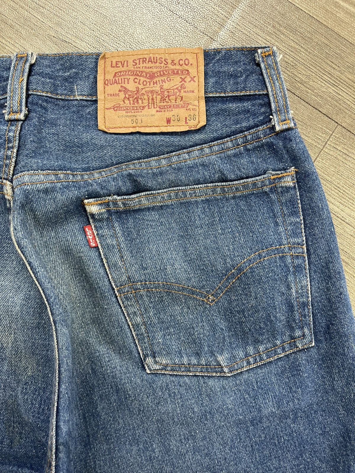 Levi's Vintage Clothing 🇺🇸1970s Vintage Levis 501 USA 30x36 Blue Straight Leg Jeans Size US 30 / EU 46 - 18 Thumbnail