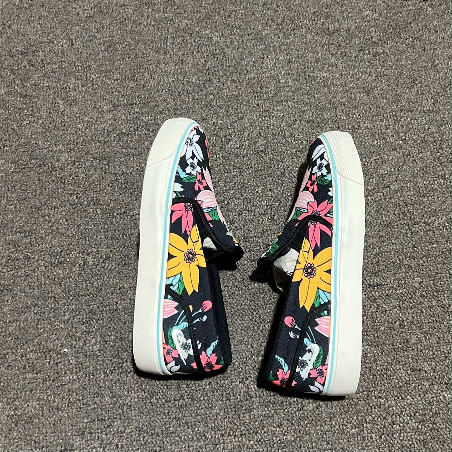 Nike Nike TOKI Aloha Floral Canvas Slip-on 6 Size US 6 / IT 36 - 5 Thumbnail