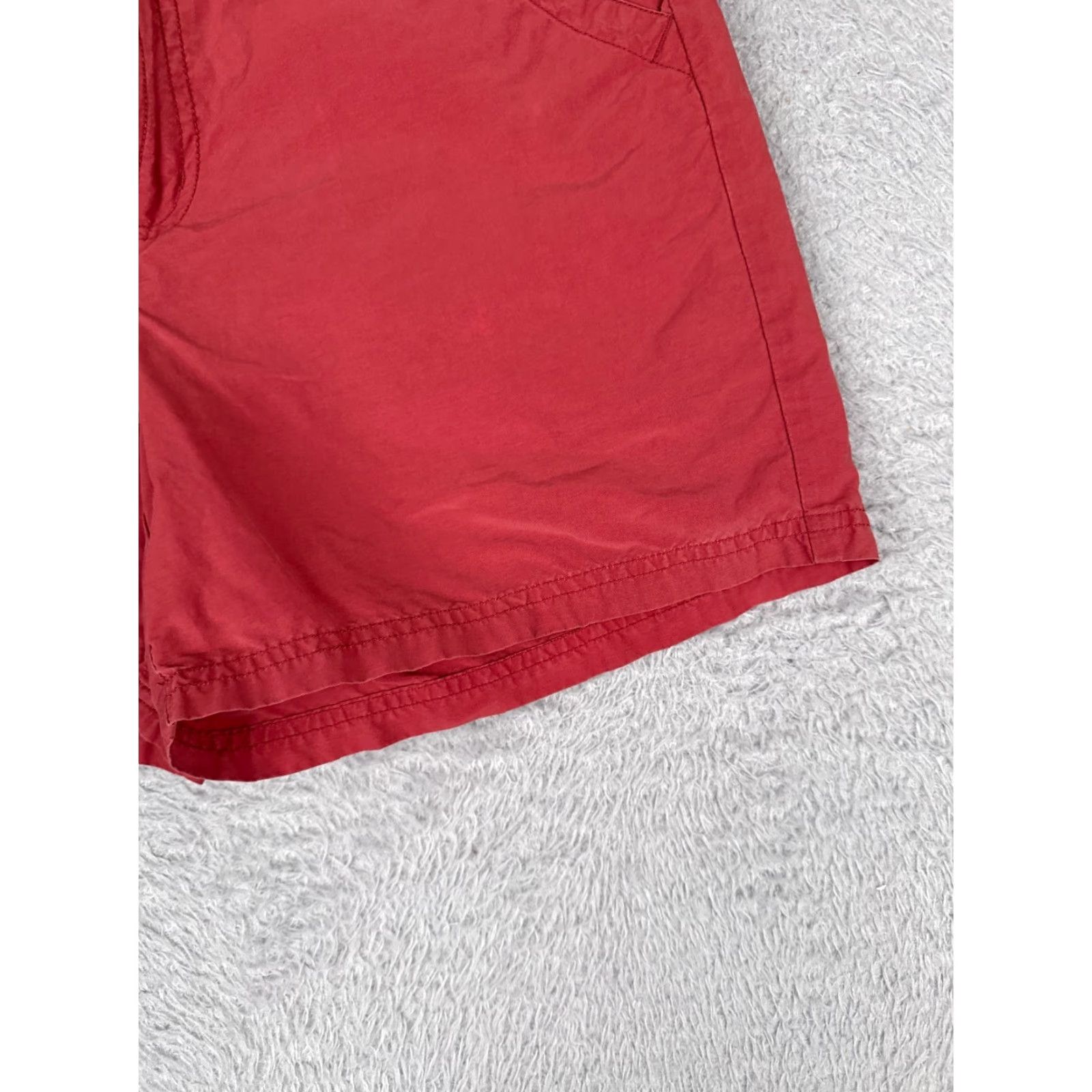 Vintage Columbia Shorts Women 6 Red Cargo Cotton Blend Hiking Camping Casual 27x6 Size 28" / US 6 / IT 42 - 2 Thumbnail
