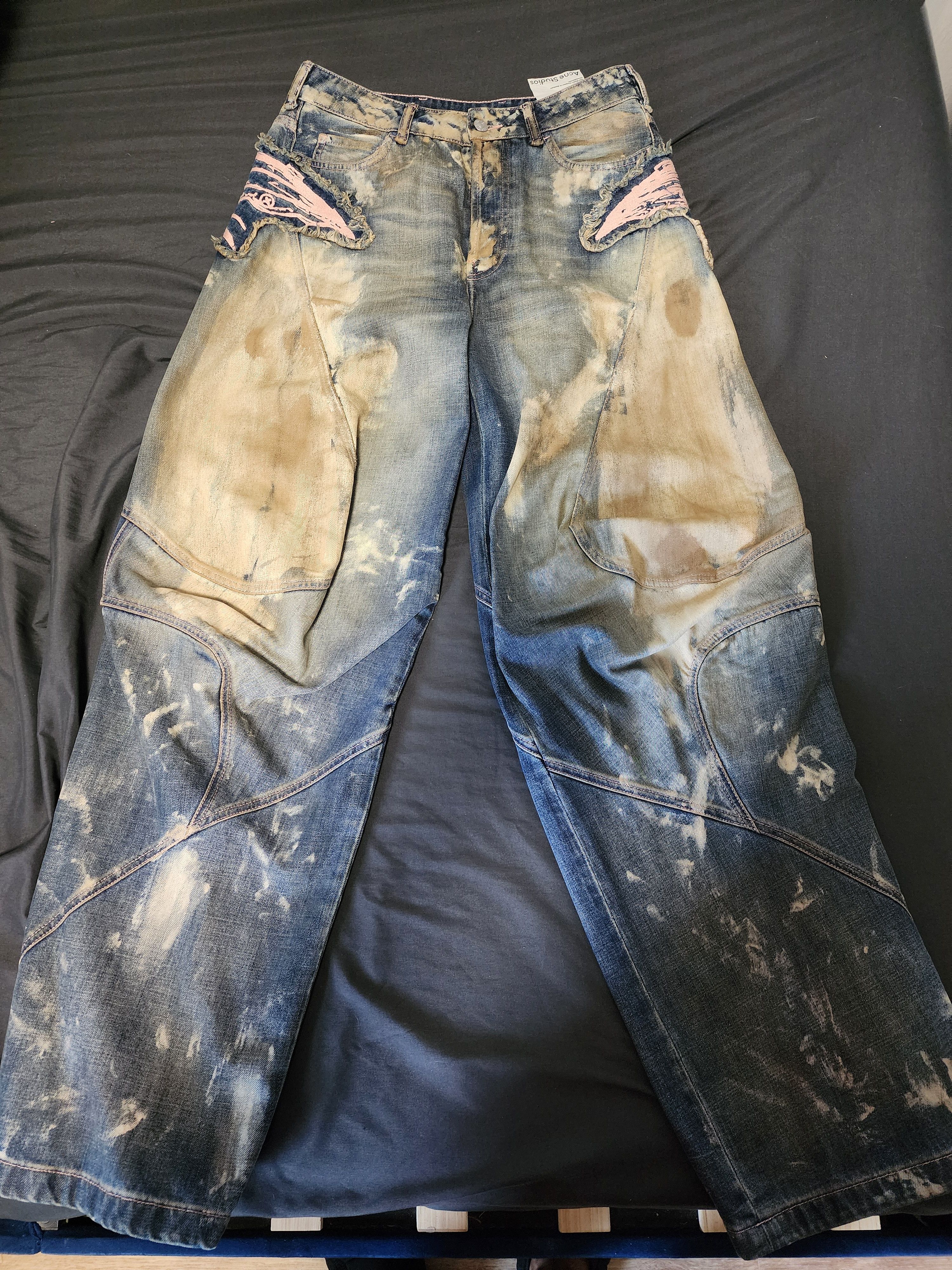 Acne Studios FW24 denim with pink embroidered Size US 34 / EU 50 - 1 Thumbnail