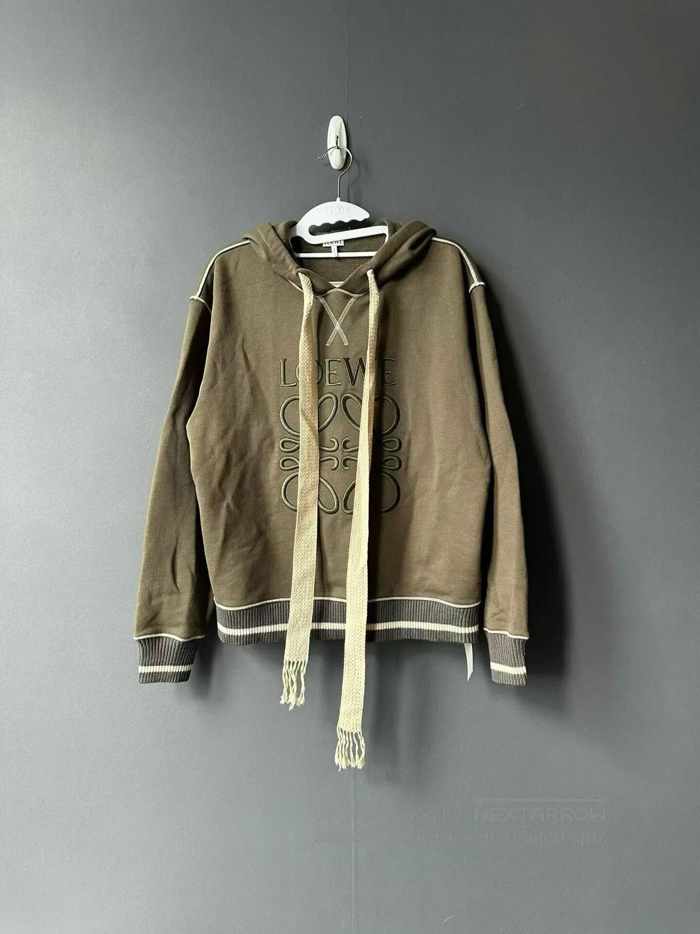 Loewe Loewe Embroidered Hoodie. Size US S / EU 44-46 / 1 - 1 Thumbnail