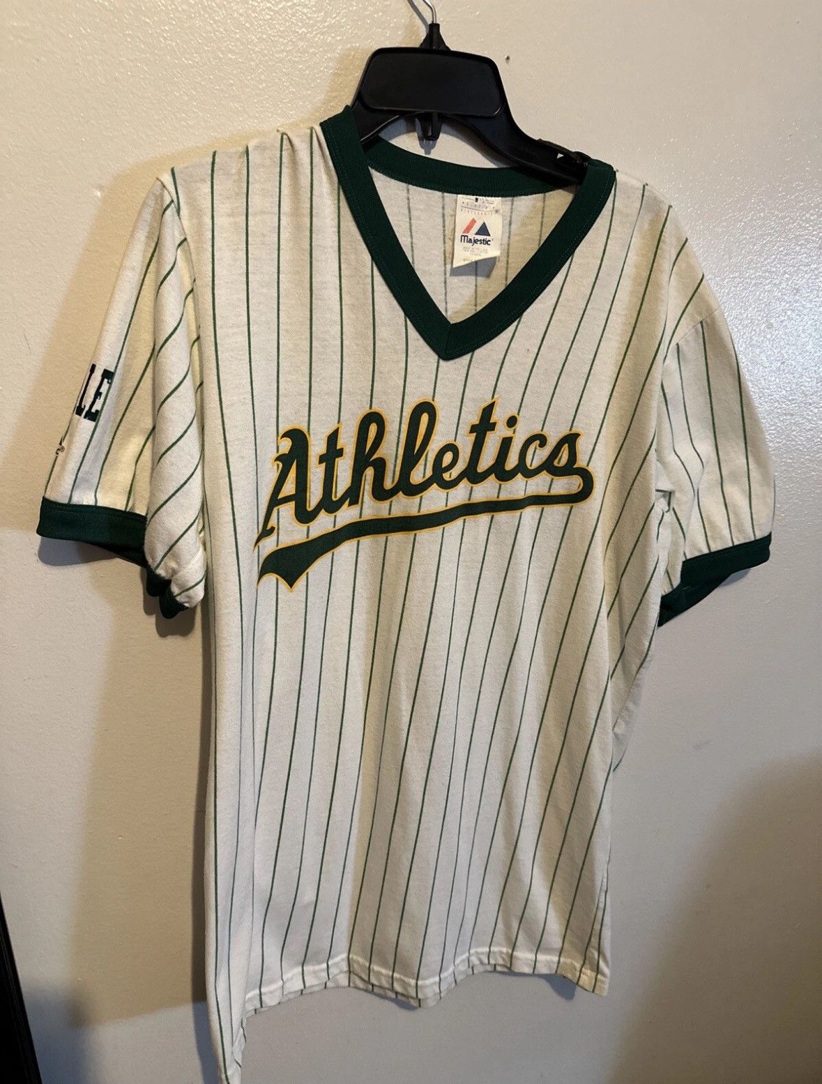Majestic Vintage Oakland A’s majestic jersey Mens Size L RARE Size US L / EU 52-54 / 3 - 1 Thumbnail