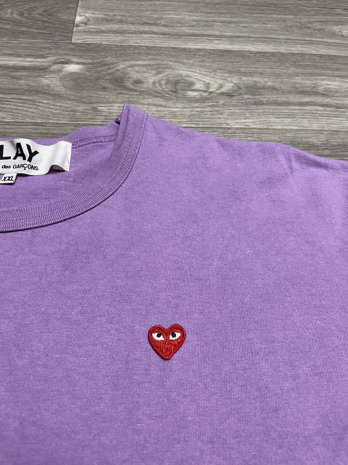 Comme des Garcons PLAY Comme Des Garcons CDG PLAY Purple Mini Heart Logo T-Shirt Size US XXL / EU 58 / 5 - 6 Thumbnail
