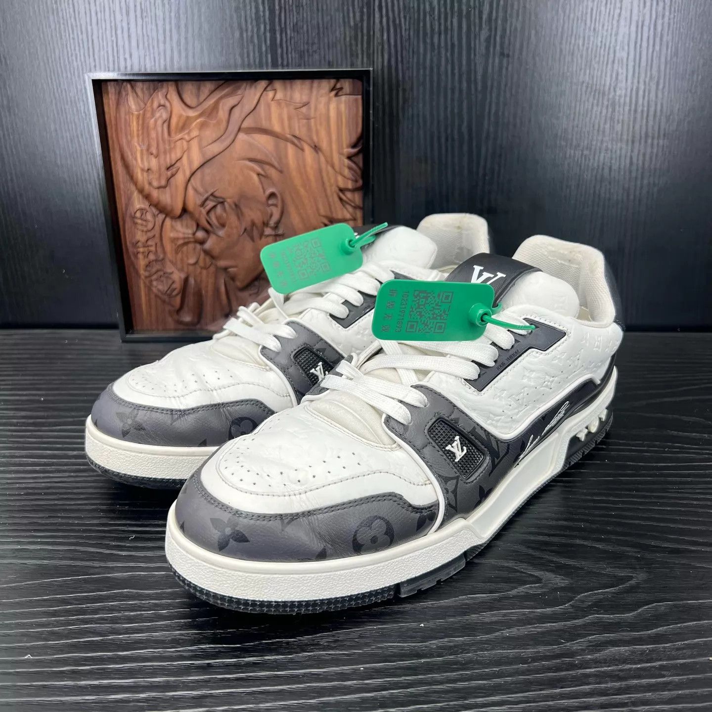 Louis Vuitton LV Trainer B&W Embossed US 10 Lining Wear Size US 11 / EU 44 - 1 Thumbnail