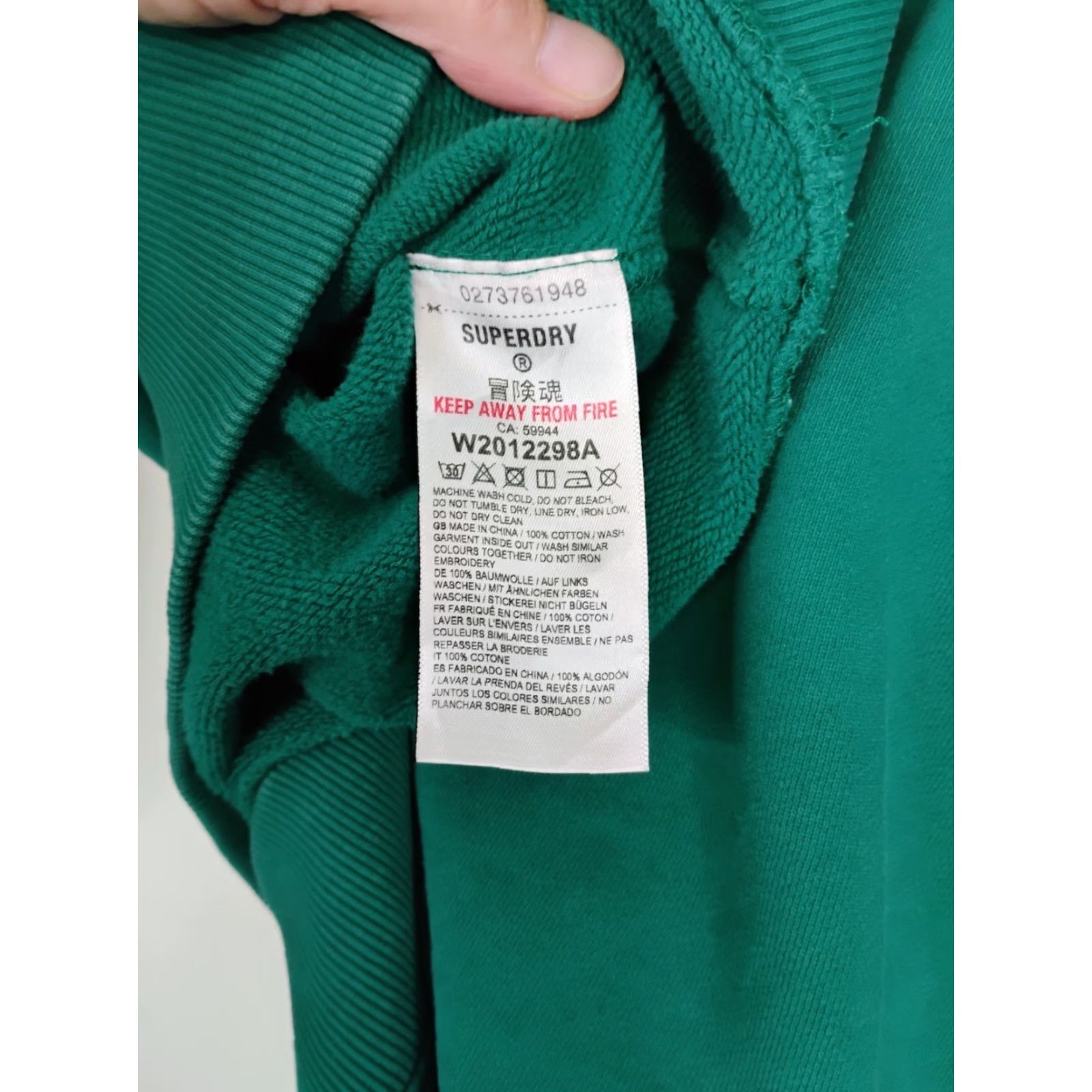 Superdry Superdry Crewneck Long Sleeve Fleece Sweatshirt XL Green Unisex Adults Oversized Pullover Sweatshirt Mens Womens (adjusted within allowed words) Size US XL / EU 56 / 4 - 5 Thumbnail