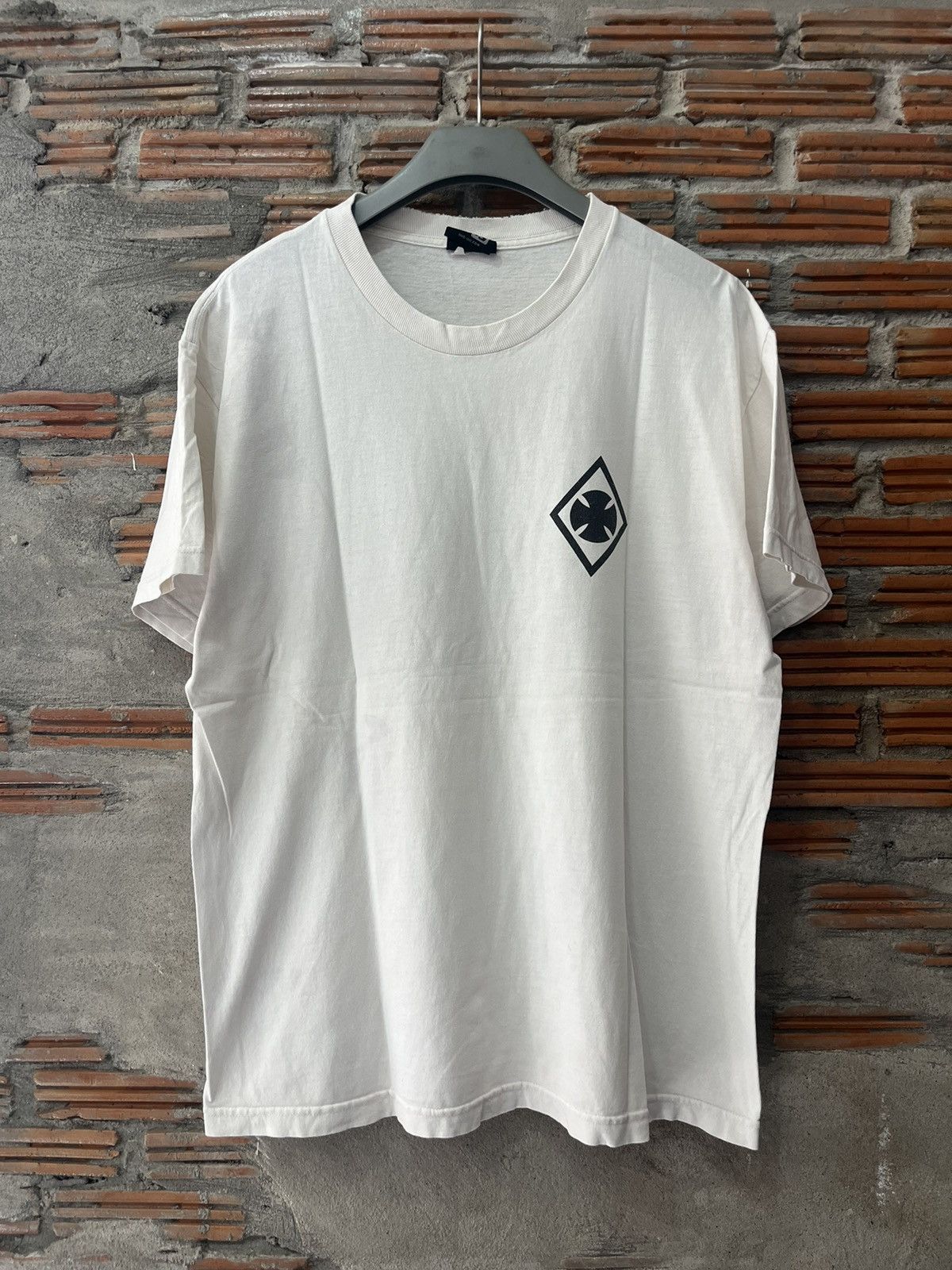 Independent Truck Co. Vintage INDEPENDENT TRUCKS Skateboard 00’s Tshirt Size US L / EU 52-54 / 3 - 2 Thumbnail