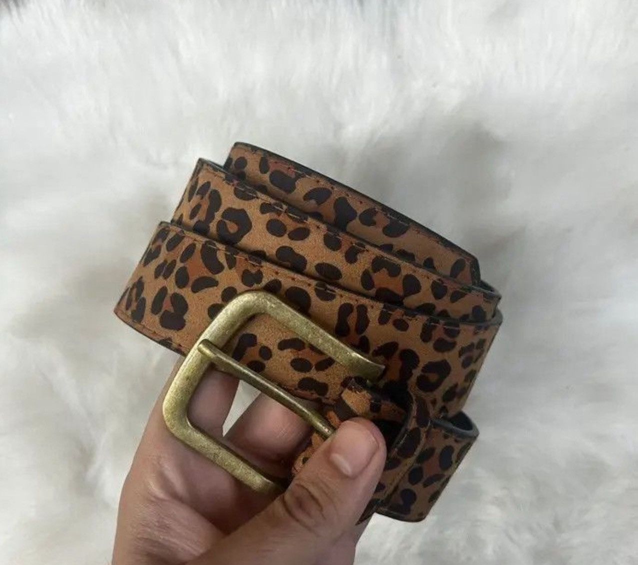 Japanese Brand 2000s leopard cheetah print belt Size 32 - 7 Thumbnail