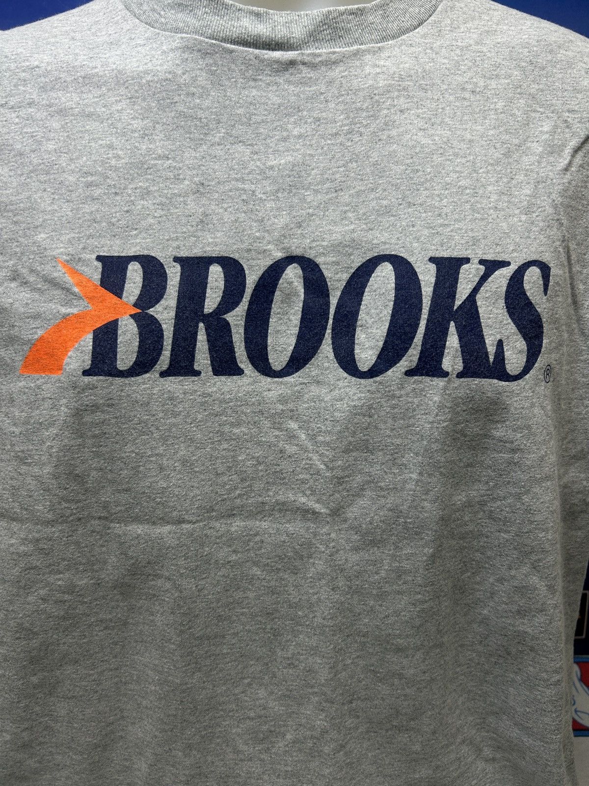 Brooks Vintage Brooks 90s T-Shirt Size XL Size US XL / EU 56 / 4 - 2 Thumbnail