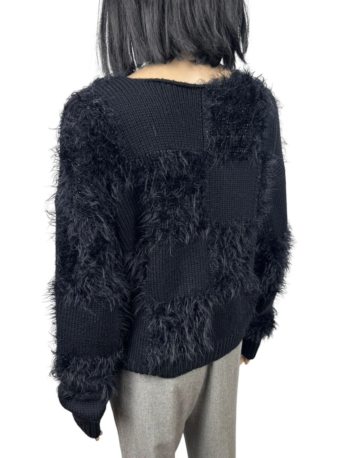 Other Attic and Barn Wool Sweater V-Neck Faux Fur Trim Size M / US 6-8 / IT 42-44 - 6 Thumbnail