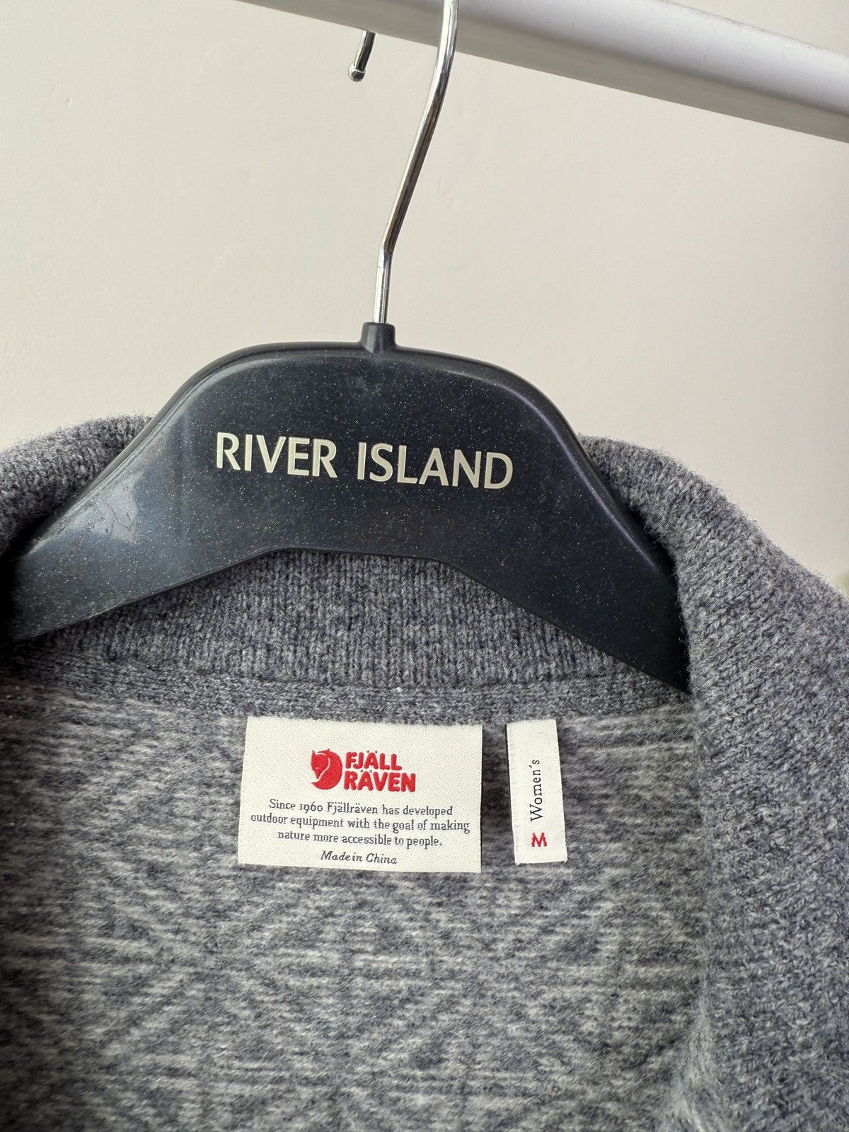 Fjallraven Vintage Fjällräven Övik Frost Women’s Wool Fleece Jacket Size M / US 6-8 / IT 42-44 - 7 Thumbnail