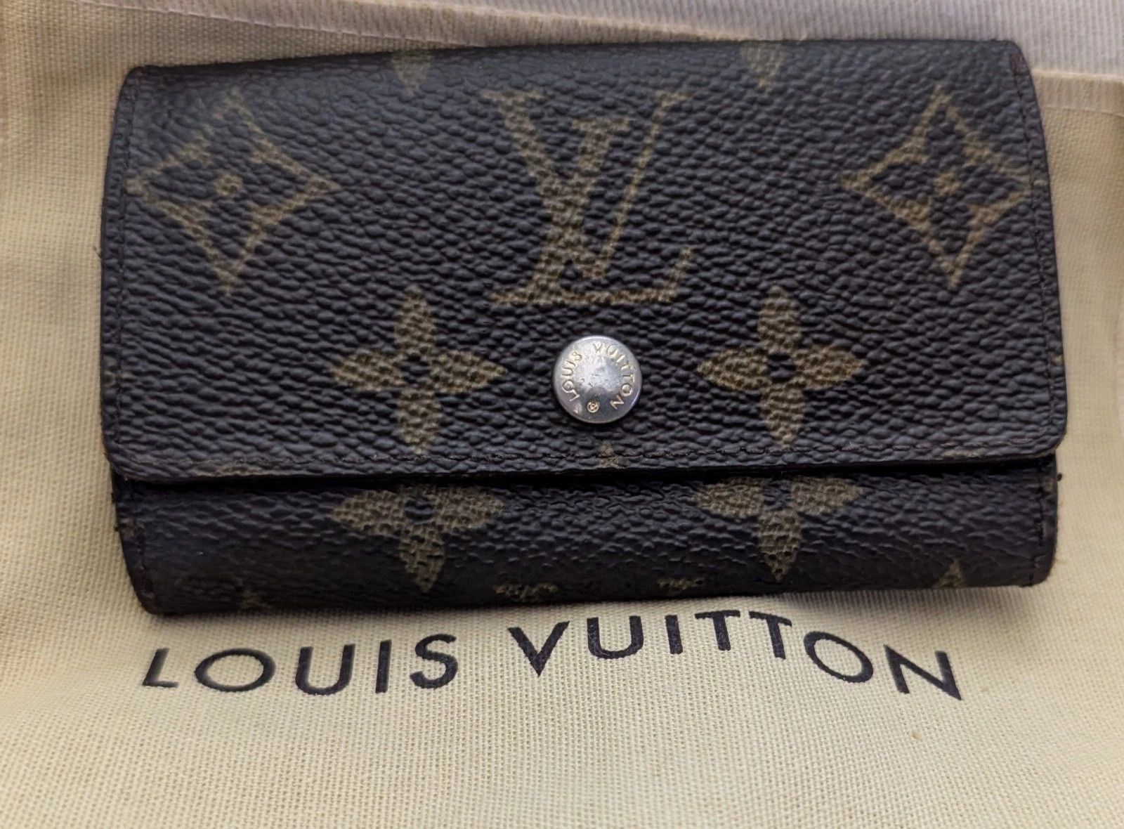 Louis Vuitton Louis Vuitton Key Case Monogram Multicles 6 Hook Bag And Box Size ONE SIZE - 1 Thumbnail