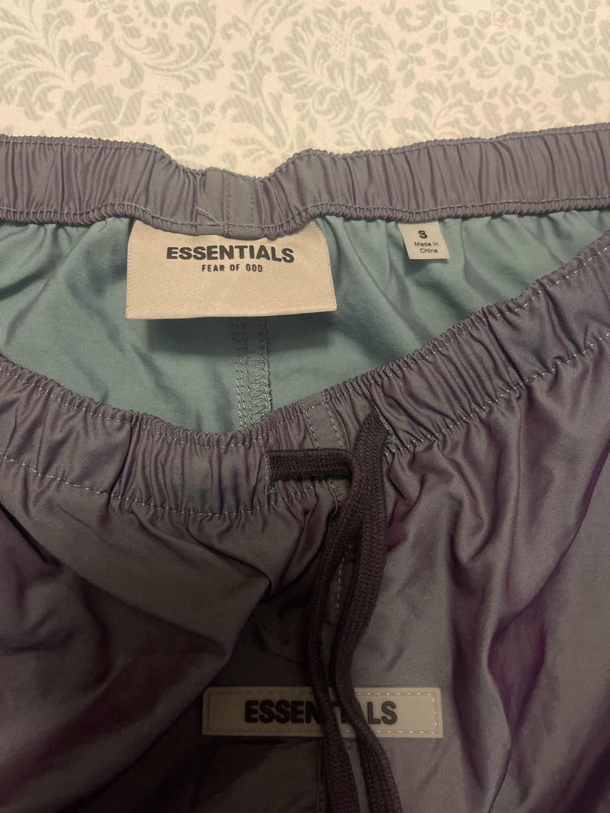 Essentials Fear of God Essentials Volley Shorts Size US 32 / EU 48 - 10 Thumbnail