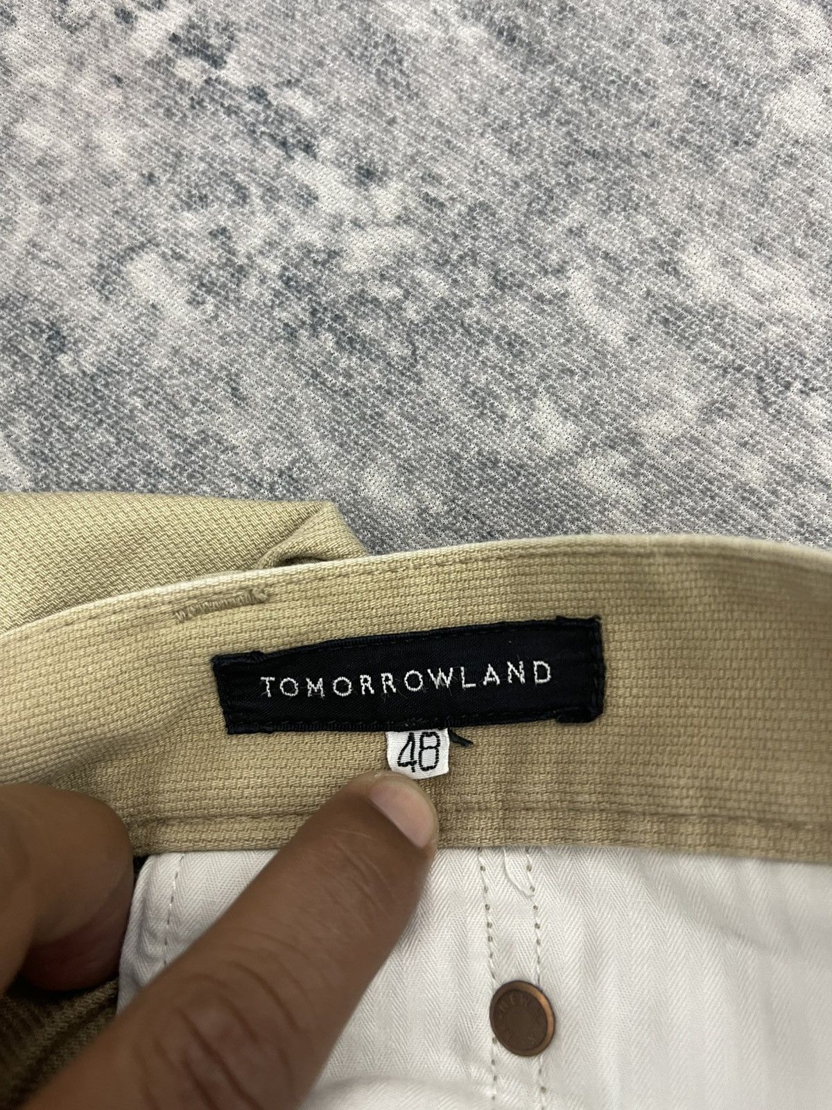 Tomorrowland Tomorrowland Distressed Denim s11 Size US 31 - 8 Thumbnail