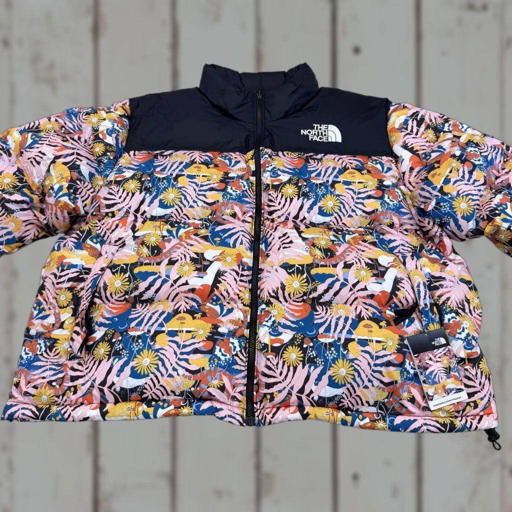 The North Face The North Face Jacket Womens 3X Black Floral Nuptse Plus Down Puffer Naomi Otsu Size XXL / US 16-18 / IT 52-54 - 1 Thumbnail