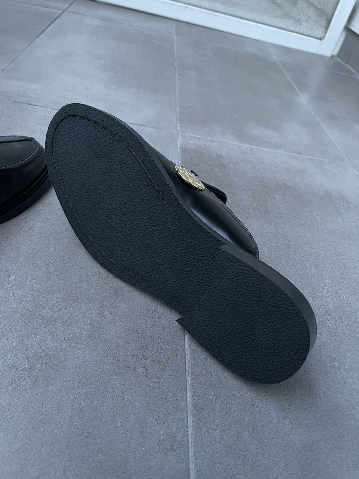 !DS! SS23 Filling Pieces Medal Black Mules
