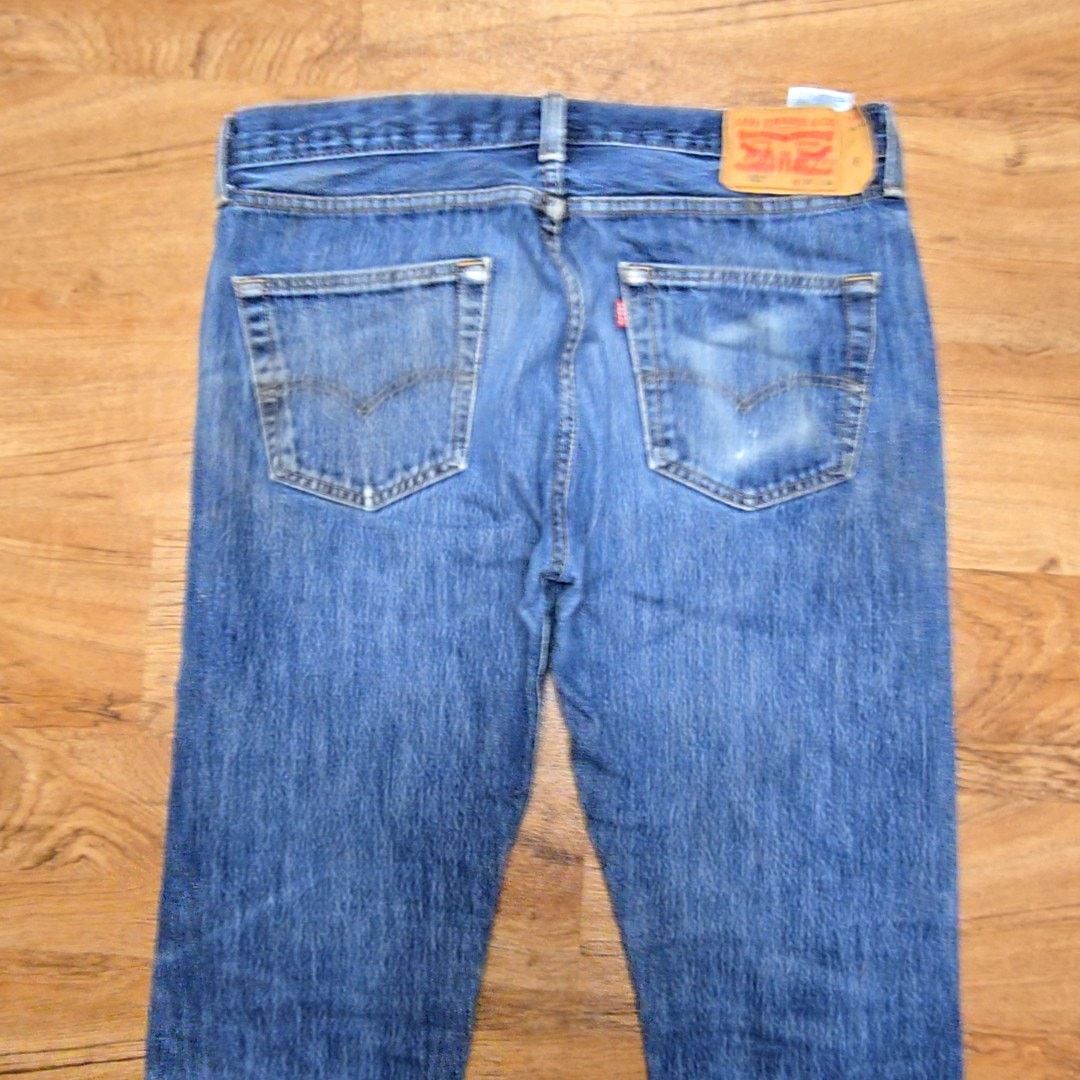 Levi's Levi's 501 Jeans Button Fly Faded Blue Denim 34x34 Size US 34 / EU 50 - 8 Thumbnail