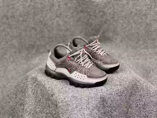 Nike ACG Rare Vintage Nike ACG Trail Low Top Sneakers Outdoor Shoes Size US 5.5 / EU 38 - 10 Thumbnail