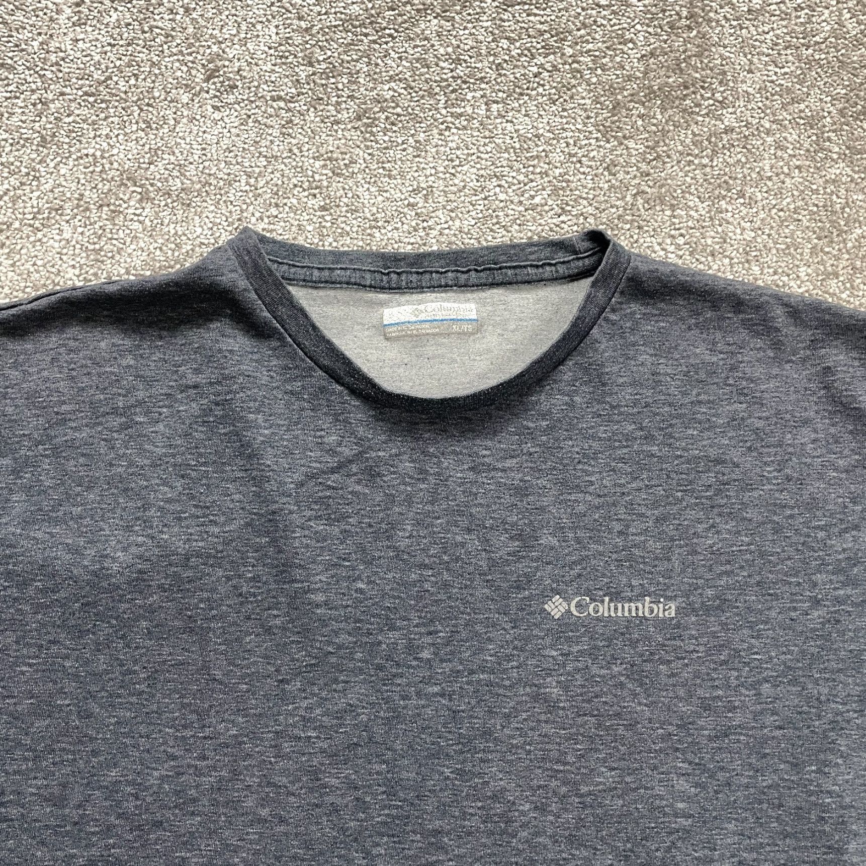 Vintage Columbia T-Shirt Mens XL Gray Crew Neck Short Sleeve Omni Wick Activewear Shirt Size US XL / EU 56 / 4 - 5 Thumbnail