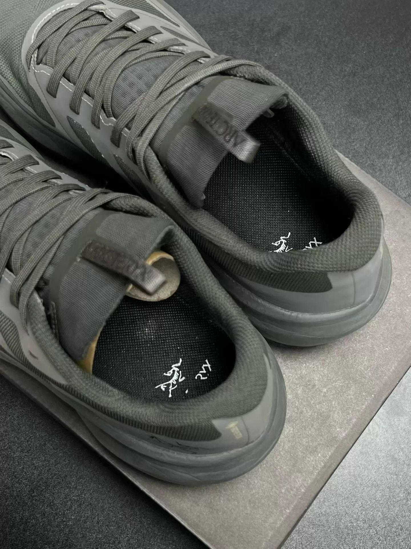 Arc'teryx Arcteryx Norvan LD 3 Gray 42 Mint Size US 9 / EU 42 - 4 Thumbnail