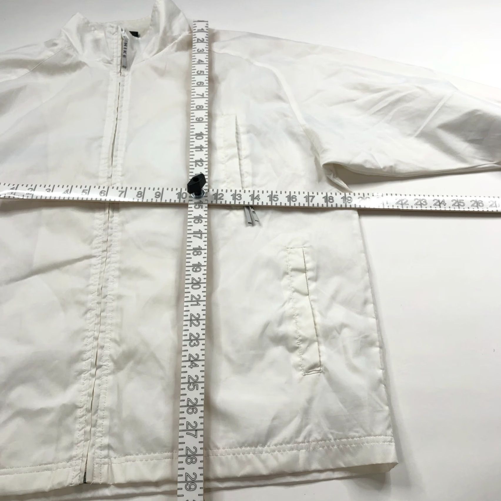 Nike Nike Windbreaker Jacket Mens Regular Large White Gray VTG 90s Windbreaker Full Zip Jacket Nike Air Casual Stonewashed? Size US L / EU 52-54 / 3 - 7 Thumbnail